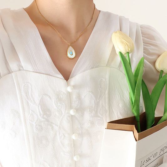 Unik White sea shell pendant necklace collarbone chain